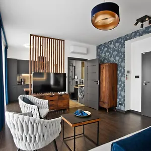  Апартаменты Near Sanktuarium Beautiful View And Free Parking